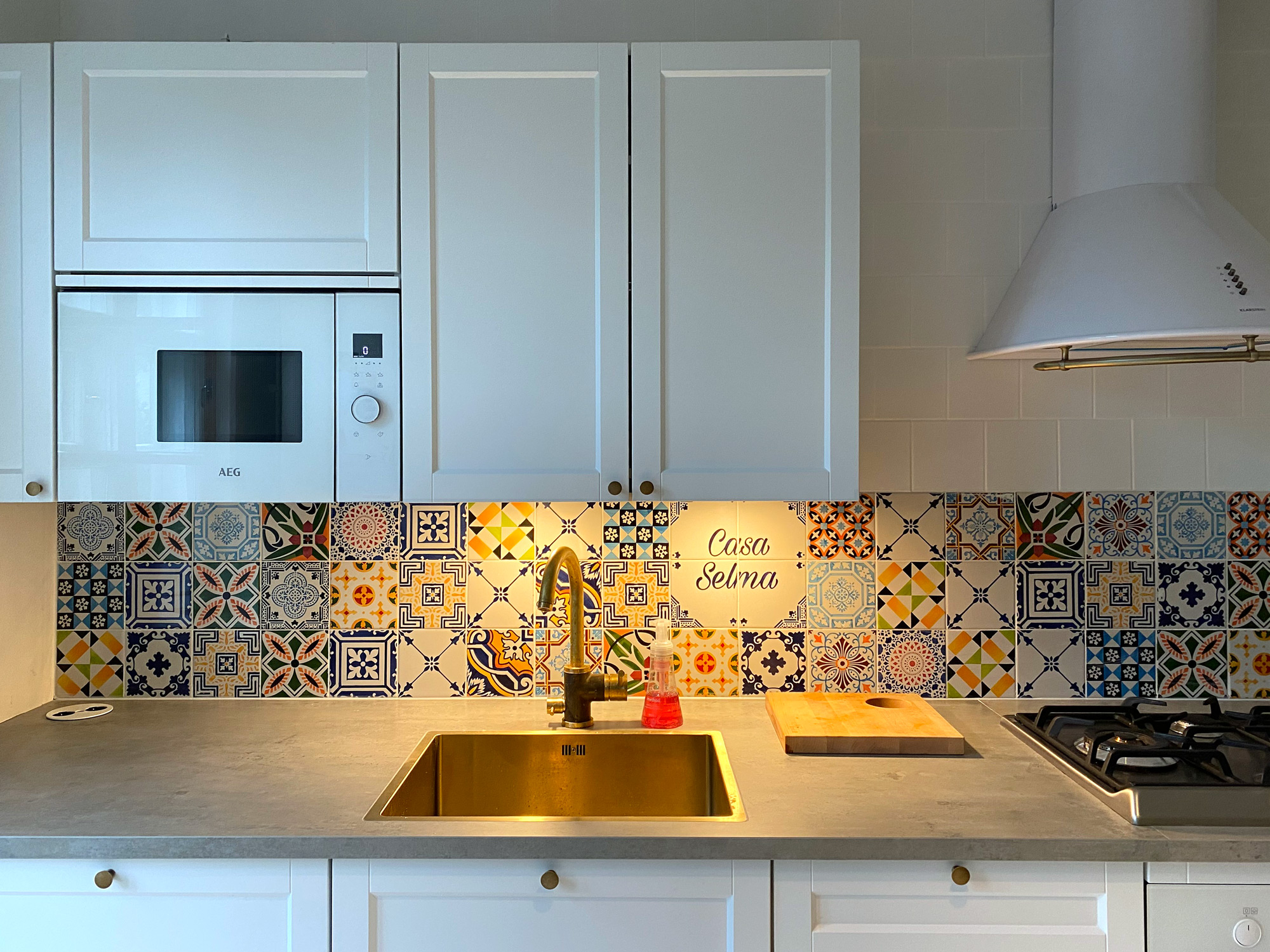 Hand Painted Tiles 💠 Inspired in Portuguese Patterns / Gazete Azulejos